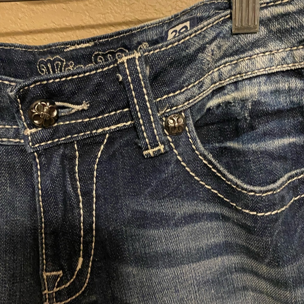 Miss Me Crop Denim Jeans Embellished Pockets JE6048C6 Size 29 - Picture 5 of 11